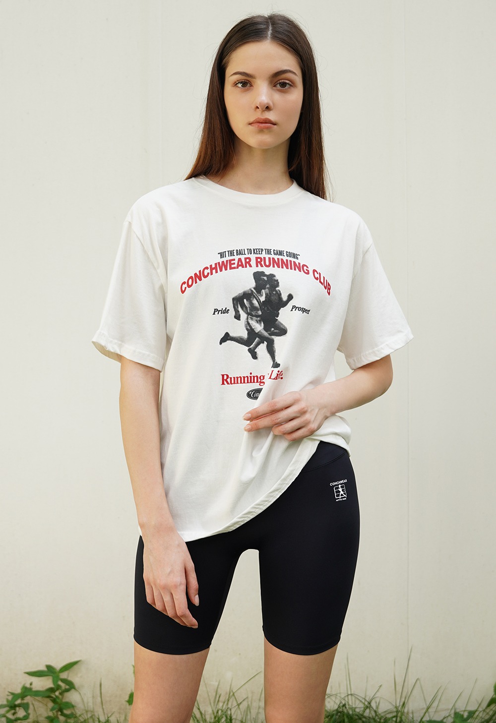 콘치 러닝 클럽 반팔 티셔츠 (화이트)
